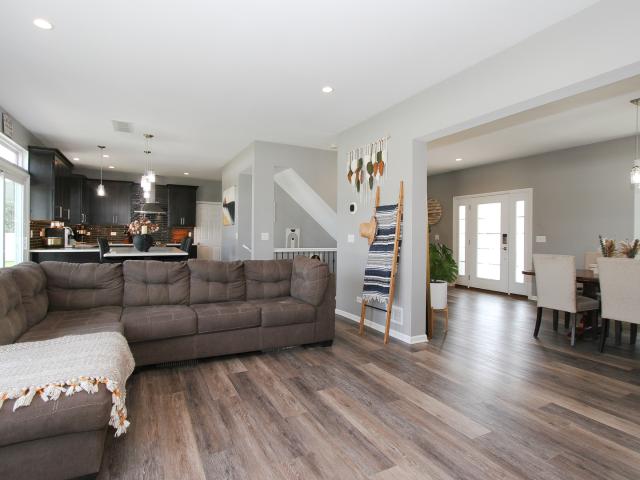 House for sale in Mchenry, Illinois