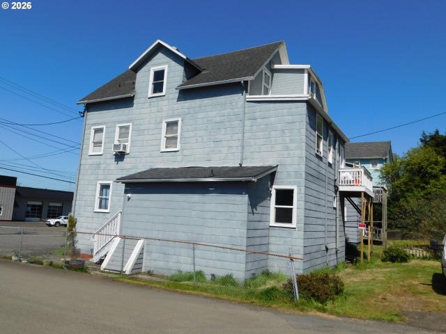 House for sale in Oregonia