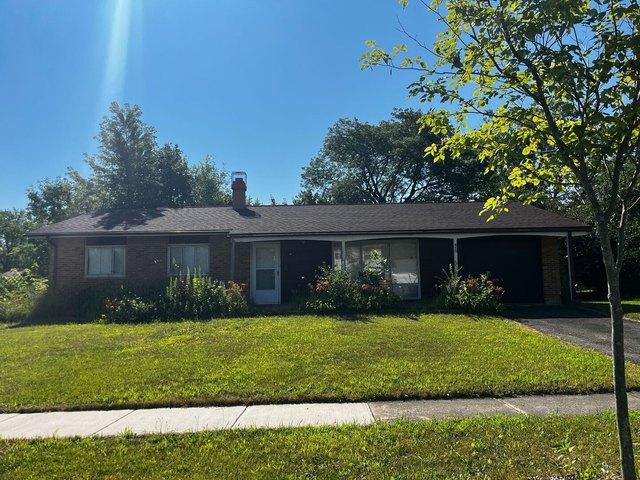 House for sale in Hoffman Estates, Illinois