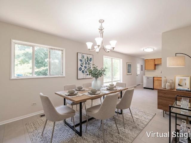 House for sale in Hoffman Estates, Illinois