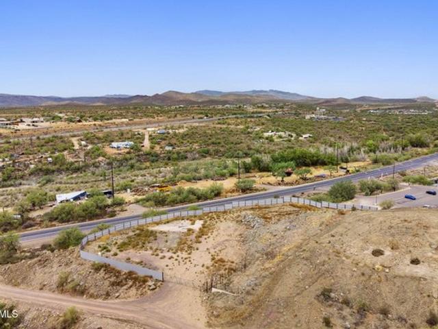 Land for sale in New River, Arizona