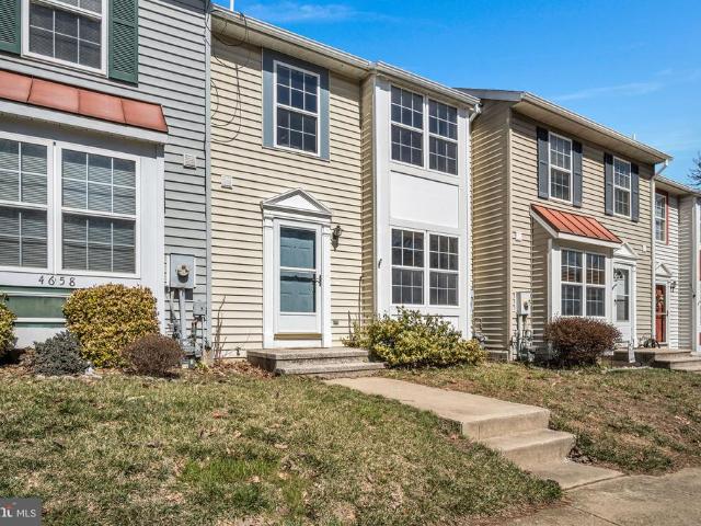 Townhouse for sale in Hampstead