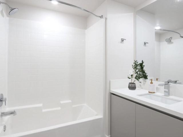 Apartment for rent in Canoga Park, California