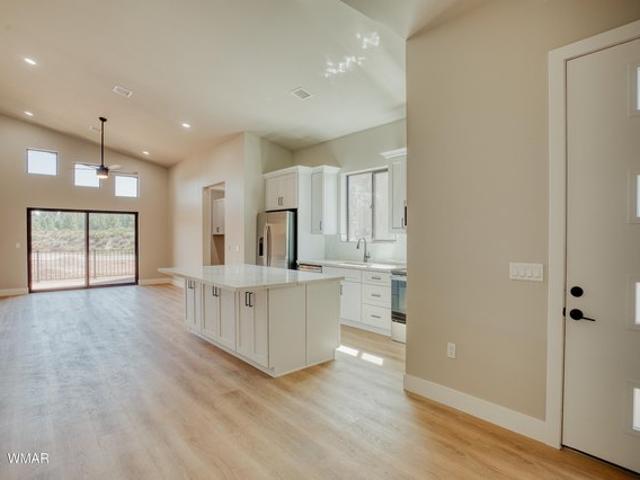 Condo for sale in Navajo, Arizona