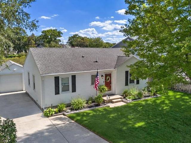 House for sale in Waterford, Michigan