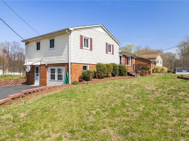 House for sale in Belews Creek, North Carolina