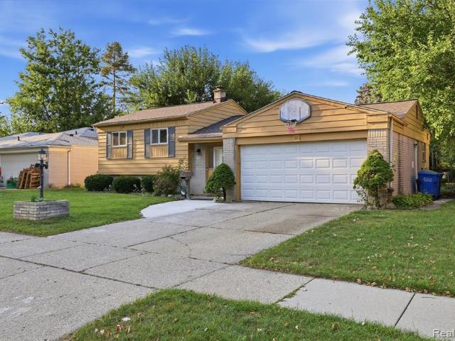 House for sale in Warren, Michigan