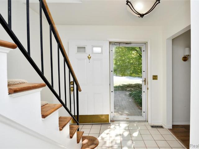 House for sale in Troy, Michigan