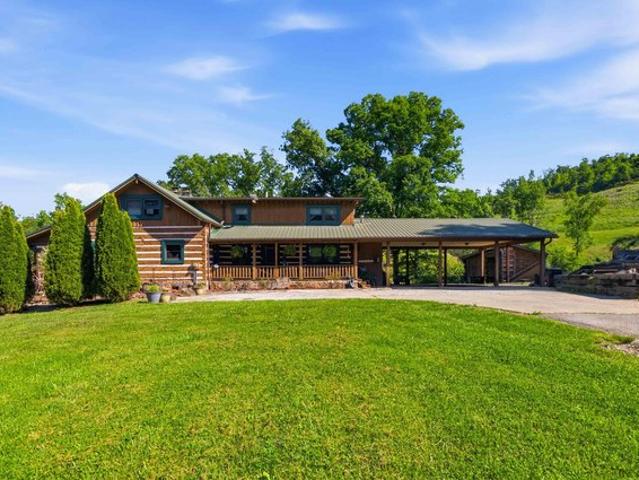 House for sale in Williamsburg, Kentucky