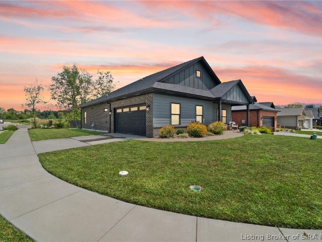 House for sale in Jeffersonville, Indiana
