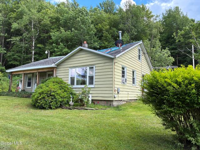 House for sale in Walton, New York