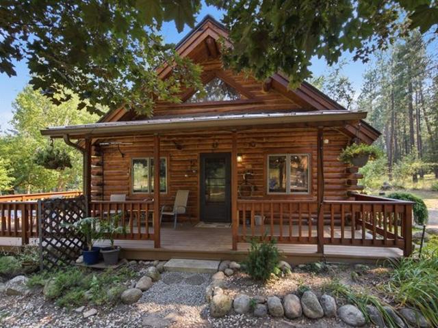 House for sale in Ravalli, Montana