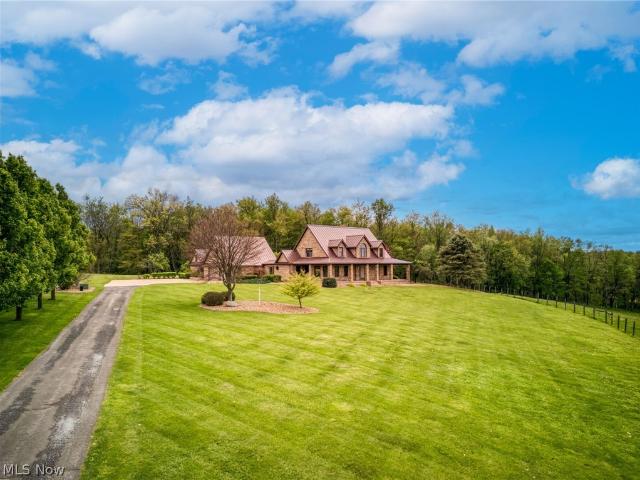 House for sale in Rogers, Ohio