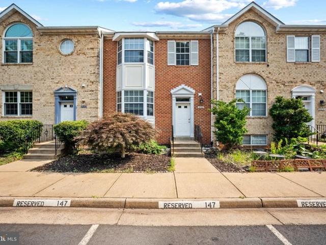 Townhouse for sale in Virginia