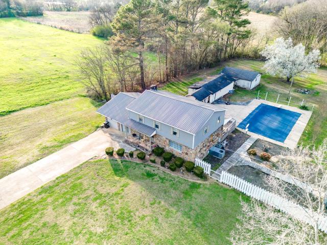 House for sale in Stevenson, Alabama