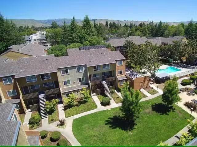 Condo for rent in Fremont