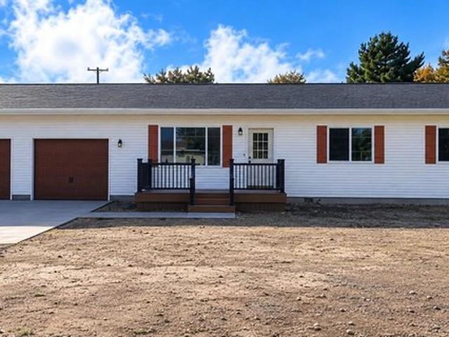 House for sale in Oscoda, Oscoda Township