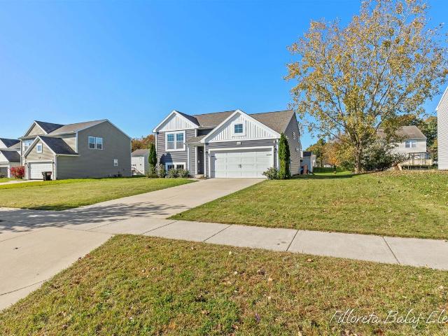 House for sale in Kentwood, Kent County