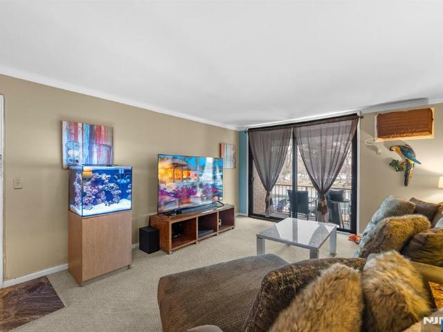 Condo for sale in Little Ferry, New Jersey