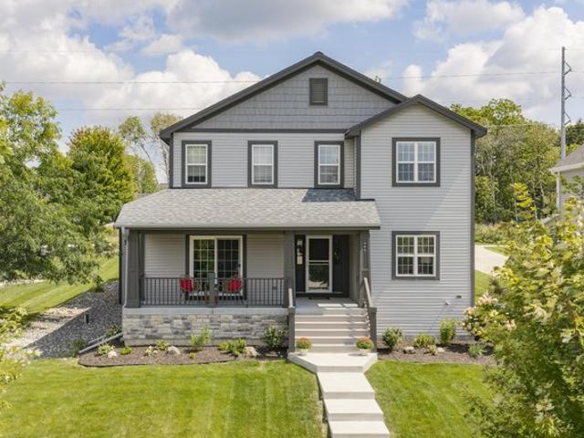 House for sale in Delafield, Wisconsin