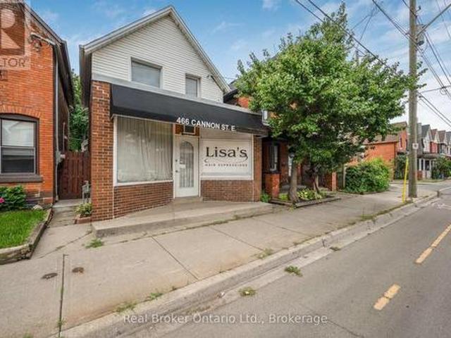 House for sale in Ancaster, Ontario