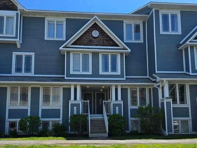 Townhouse for rent in Mulhurst Bay, Ontario