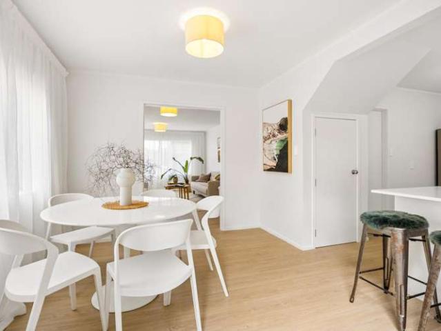 Townhouse for sale in Westmere, Auckland