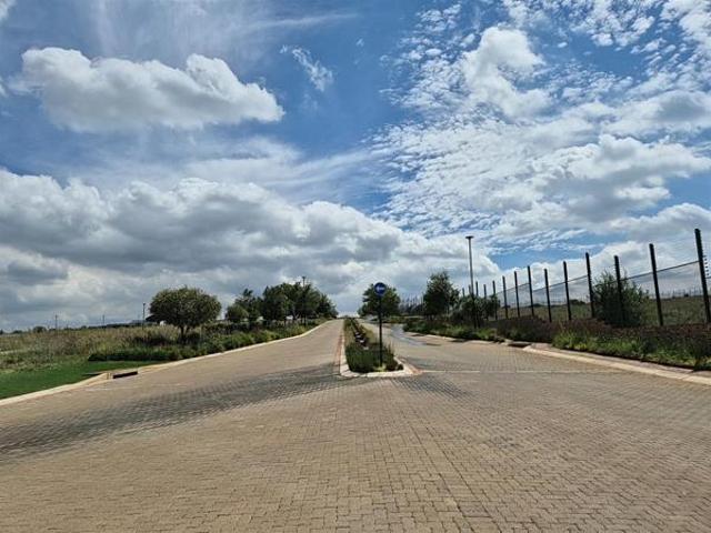 Land for sale in Dr Kenneth Kaunda, North West