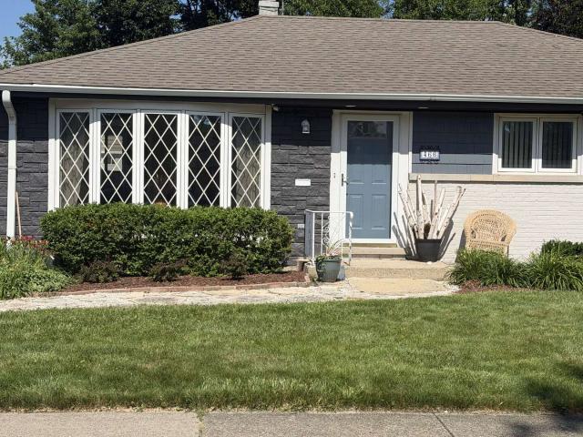 House for sale in Illinois