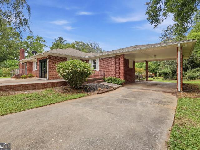 House for sale in Toccoa, Georgia