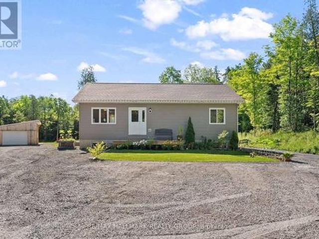 House for sale in Renfrew, Ontario