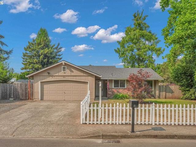 House for sale in Canby, Clackamas County