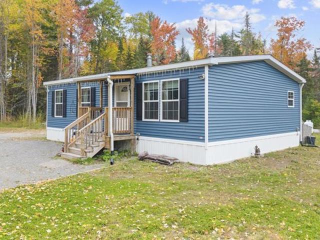 House for sale in Detroit, Somerset County