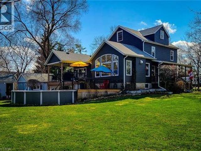House for sale in Ancaster, Ontario