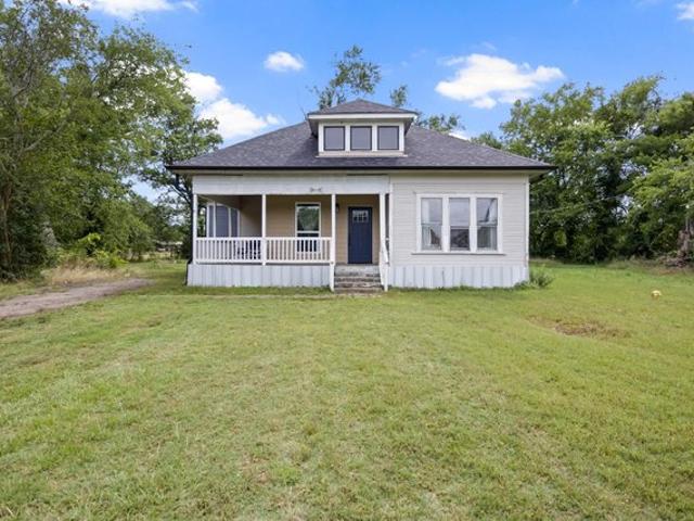 House for sale in Titus, Texas