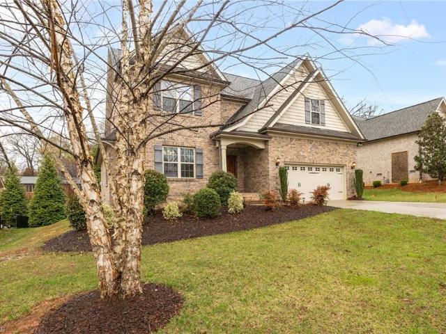 House for sale in Pfafftown, North Carolina
