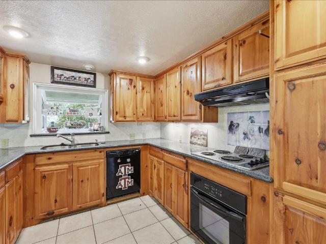 House for sale in Chambers, Texas