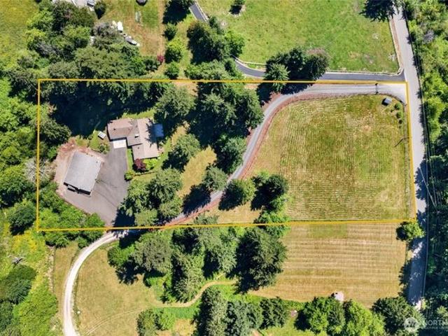 House for sale in Enumclaw, Washington