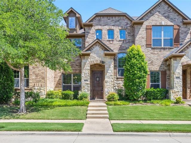 Townhouse for sale in Plano, Texas