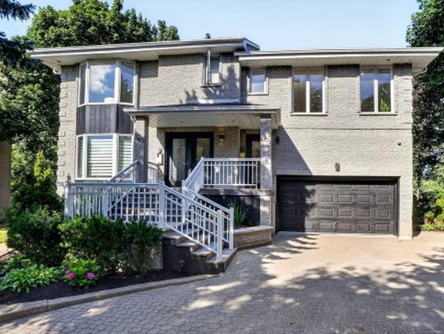 House for sale in Chomedey, Laval (région administrative)