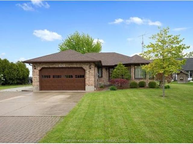 House for sale in St. Clair, Ontario