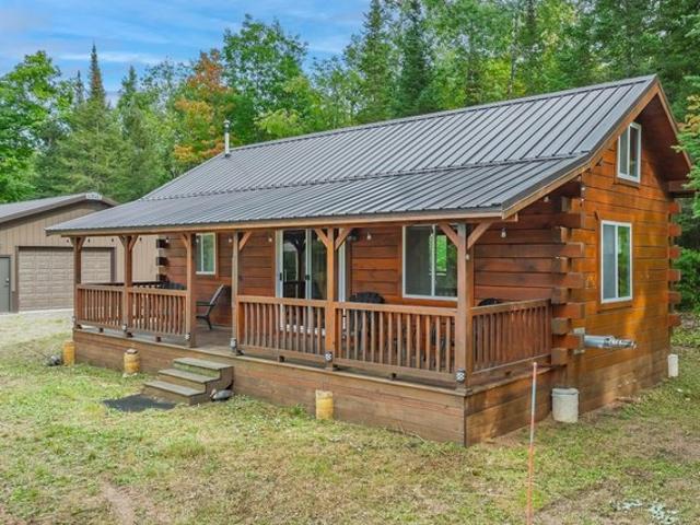 House for sale in Town of Phelps, Vilas County