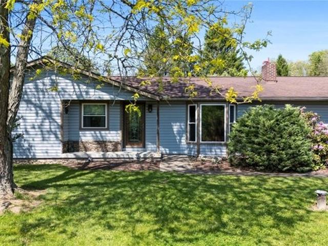 House for sale in Southington, Ohio