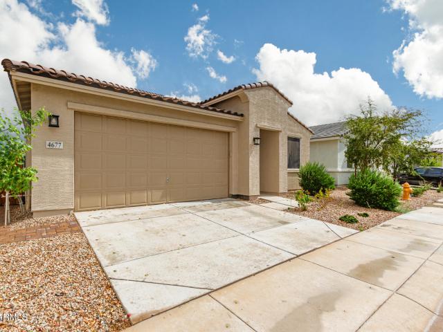 House for sale in Apache Junction, Arizona