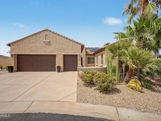 House for sale in Eloy, Pinal County