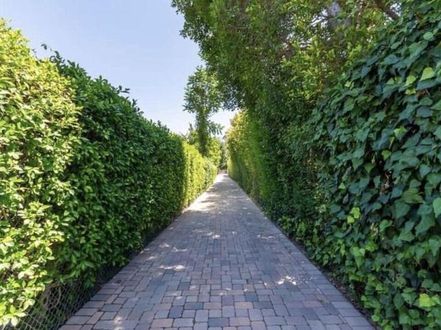 House for sale in Encino Neighborhood Council District, Los Angeles