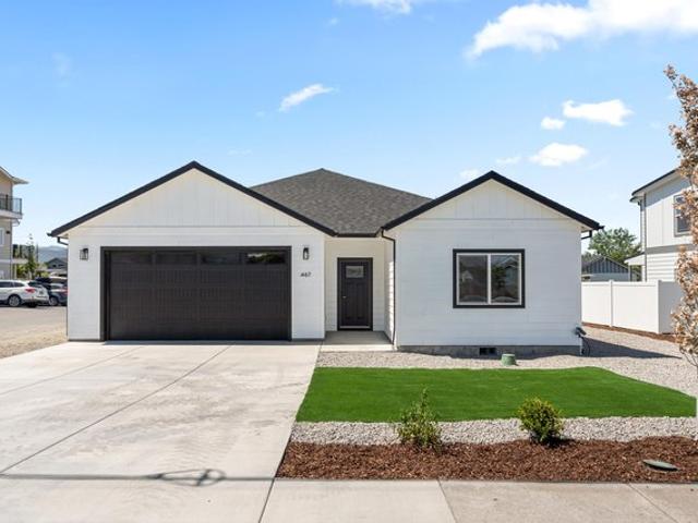 House for sale in Oregonia