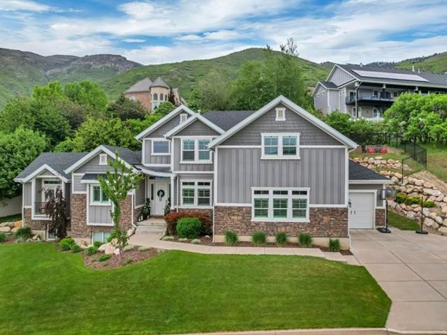 House for sale in Farmington, Utah