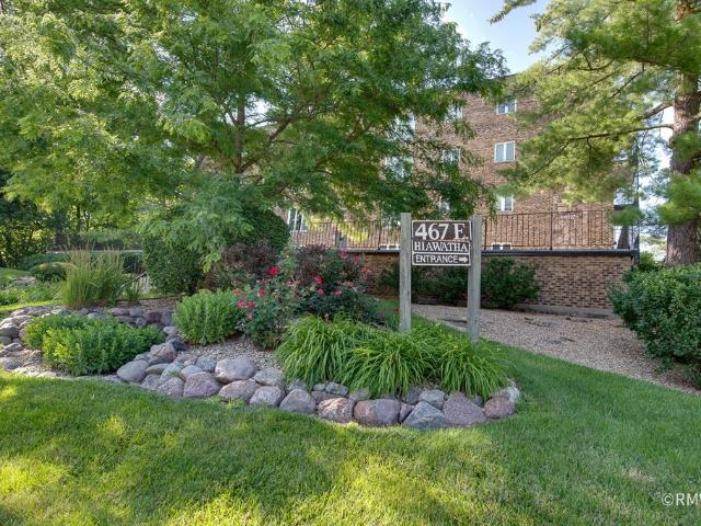 Condo for sale in Wood Dale, Illinois