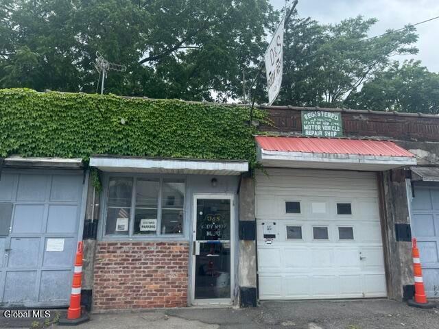 Commercial for sale in City of Albany, Albany County